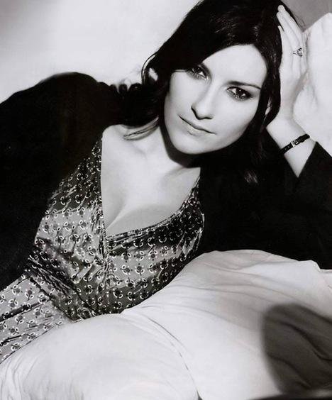 laura pausini seductora