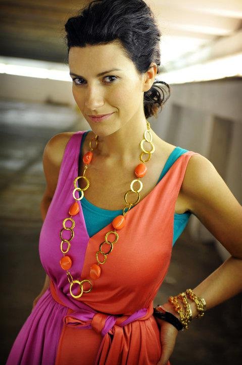 laura pausini viento en ropa